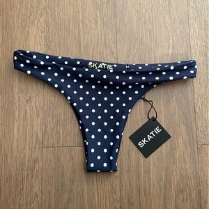 Skatie Dylan Bottom - Windsor